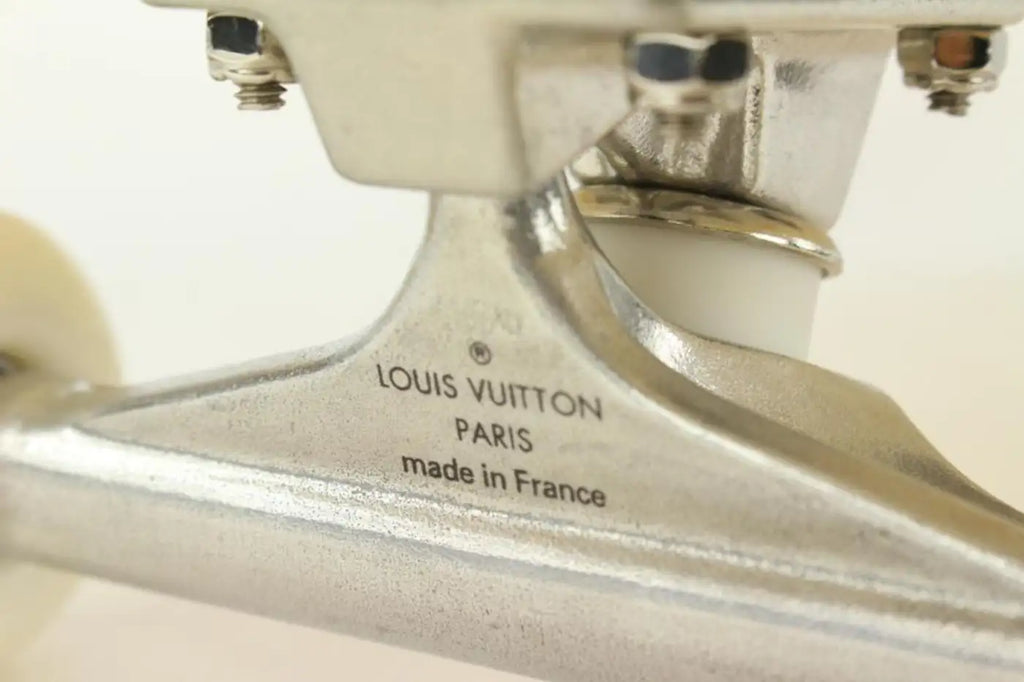 Louis Vuitton Maplewood Monogram Skateboard G10637