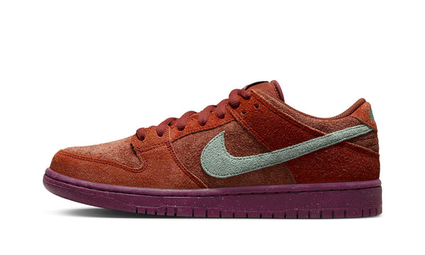 Nike Dunk Low Pro PRM "Mystic Red"