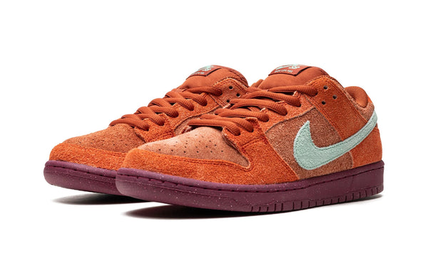 Nike Dunk Low Pro PRM "Mystic Red"